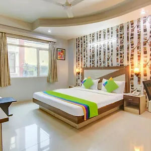 Hotel Treebo Rockwell Plaza, Delhi (National Capital Territory of India)